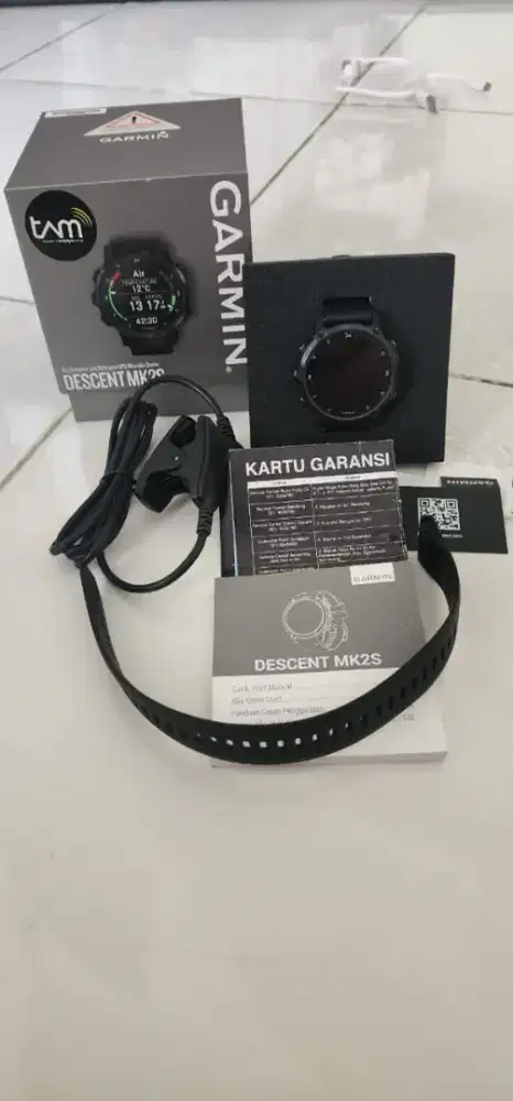 Jam tangan merk Garmin Descent Mk2S