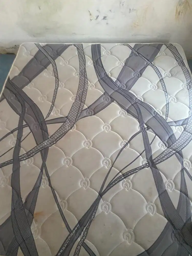 Dijual kasur merk central springbed