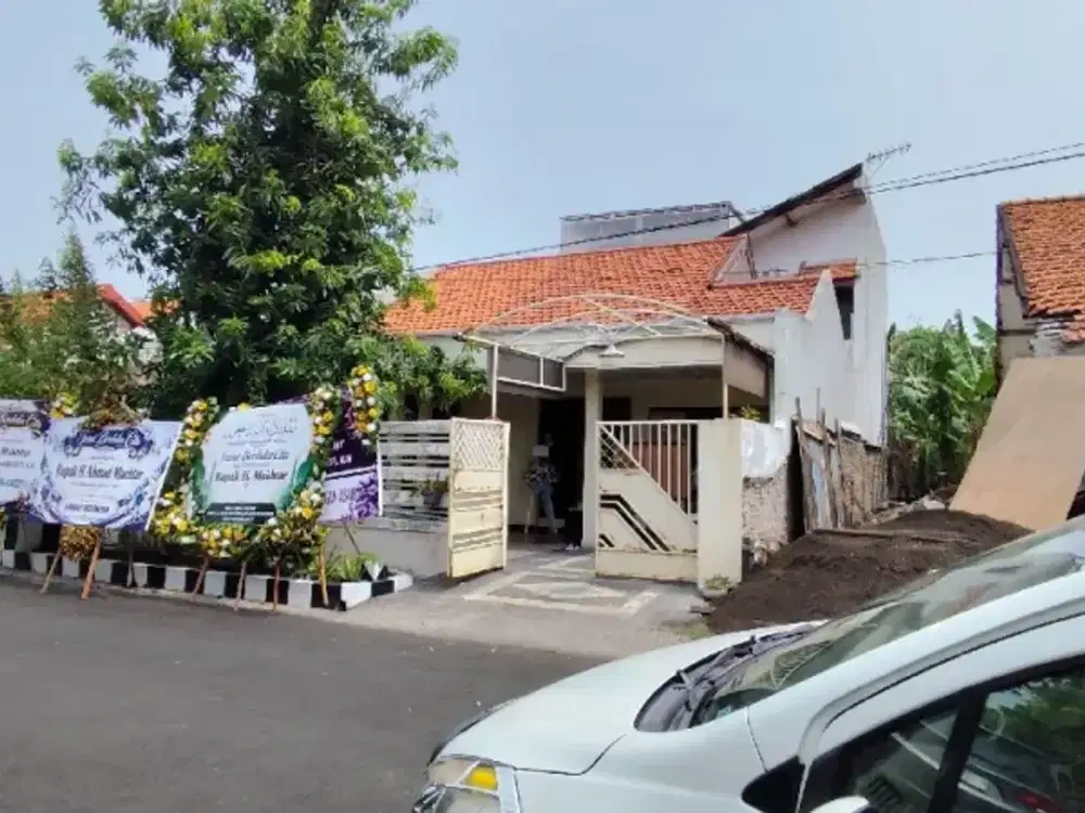 DIJUAL RUMAH STRATEGIS DEKAT KAMPUS UPN , MERR SURABAYA