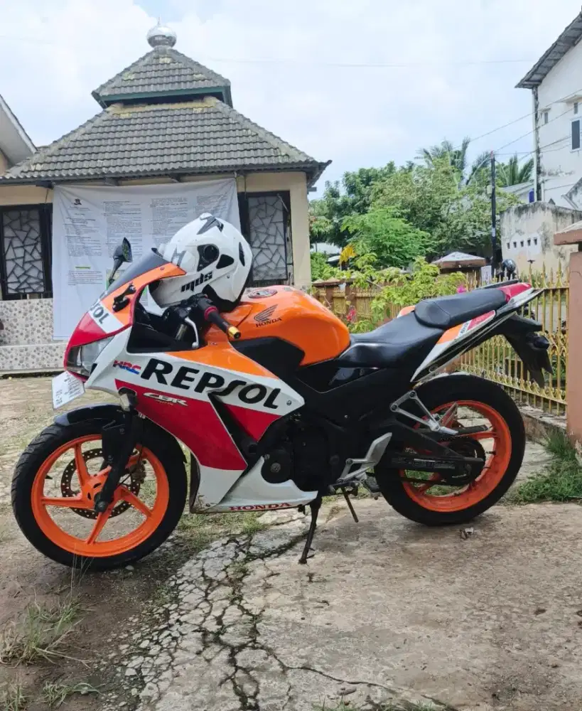 Honda Repsol CBR150R