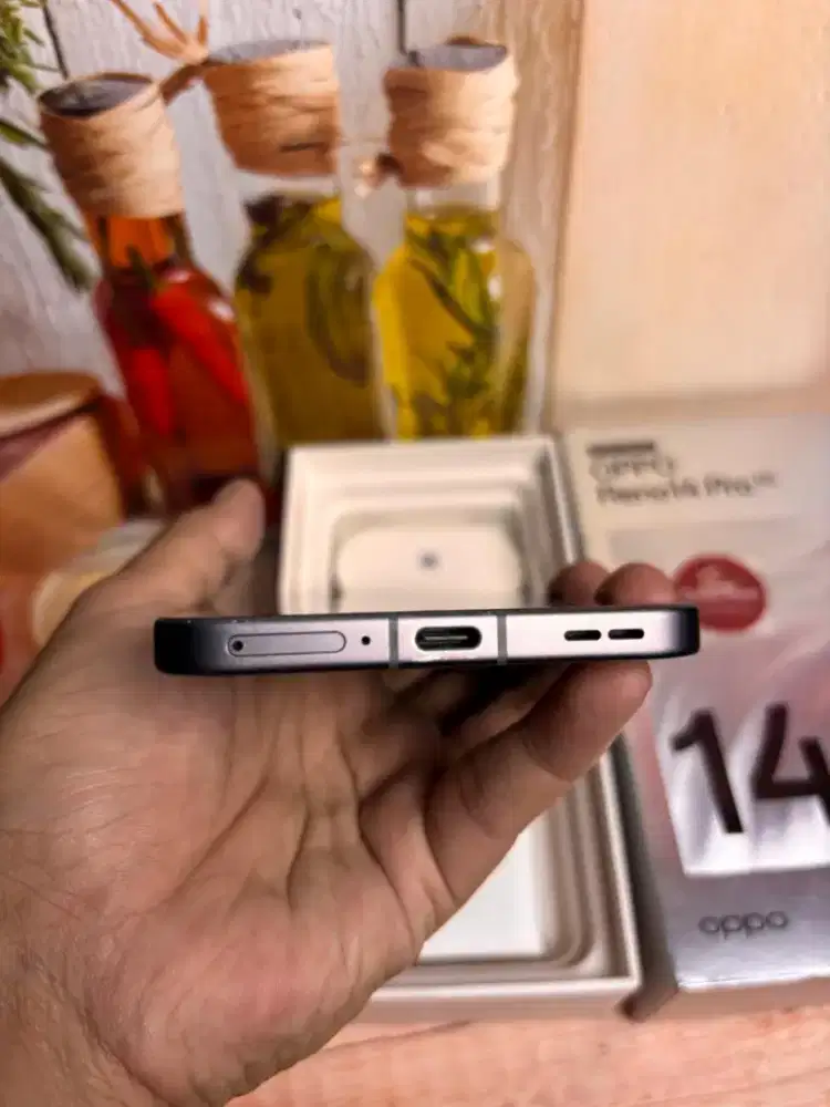 Jual hp likeNEW oppo RENO 14 pro 5G 12/512 istimewa fullset original