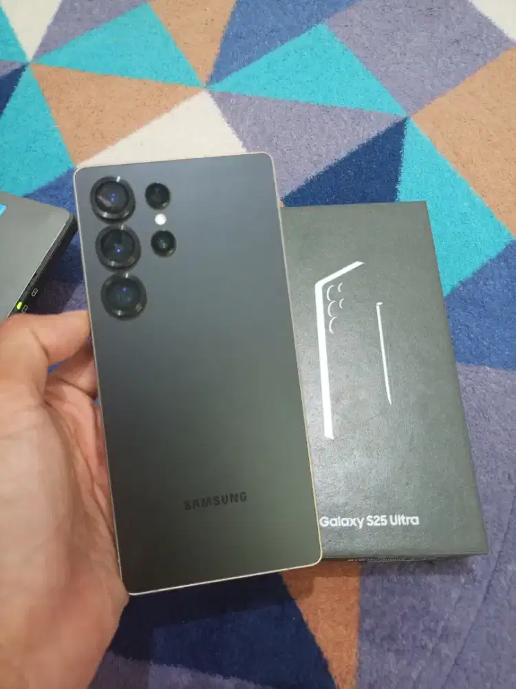 Samsung S25 Ultra 12/256gb Sein Fullset