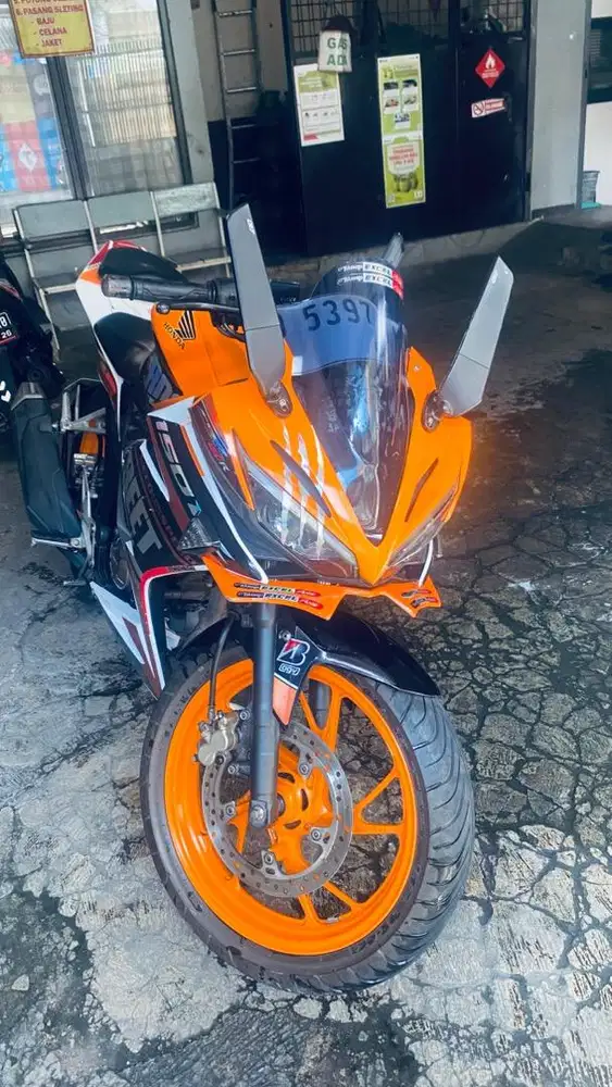Jual murah CBR 150R repsol