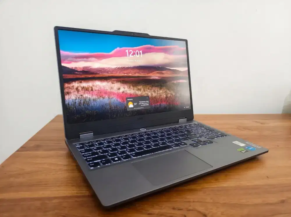 Lenovo LOQ 15IAX9 Super Mulus Bergaransi