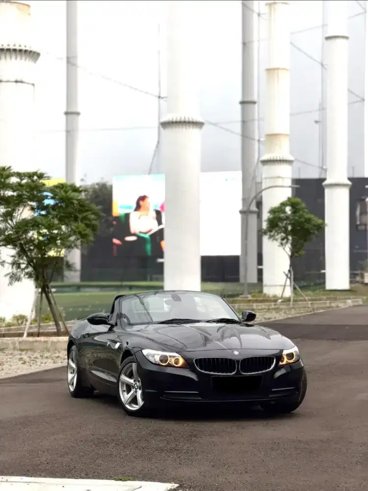 CASH BMW Z4 Multimedia 2012 Low Odo ANTIK