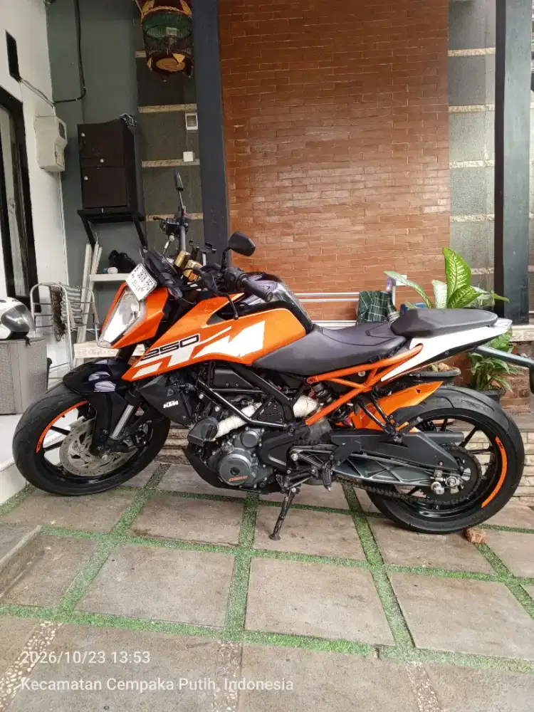 Jual motor KTM Duke 250cc