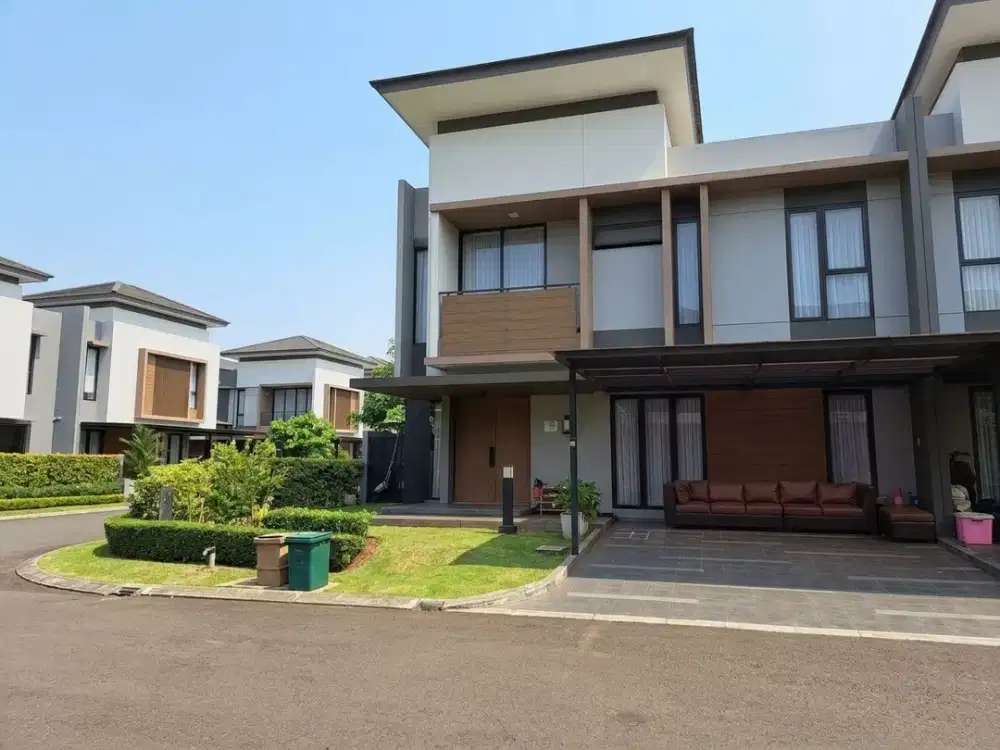 MURAH !!! Luas 175m Hook full furnished di Cluster Summarecon Bekasi