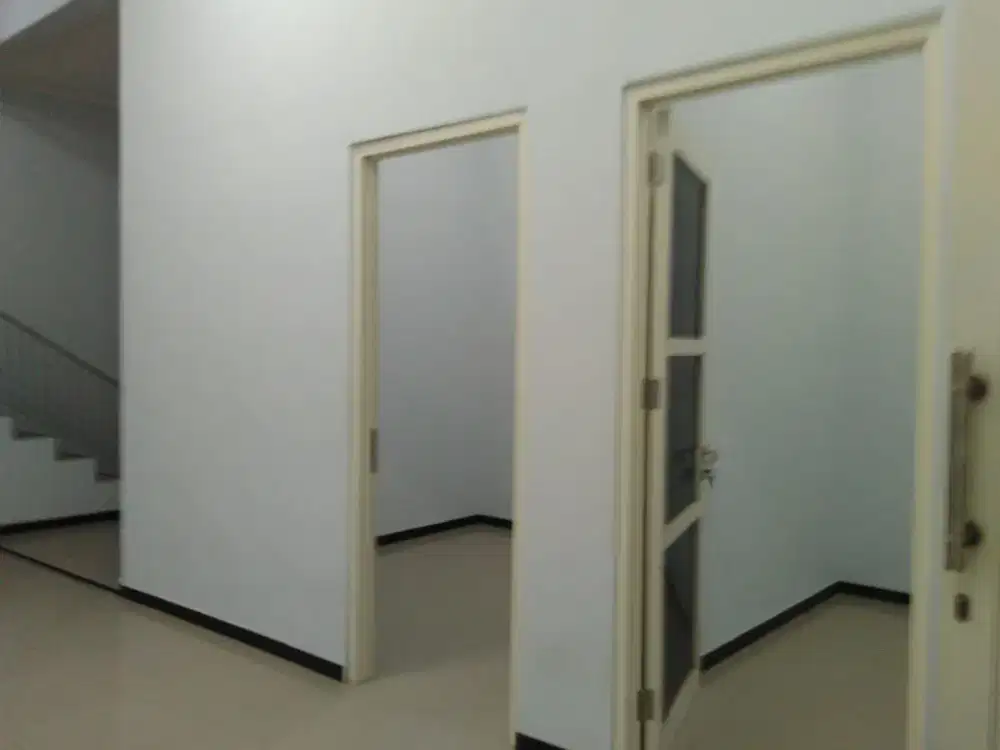 Rumah Rungkut Mapan Tengah, Hadap Utara, Listrik 2200 Watt