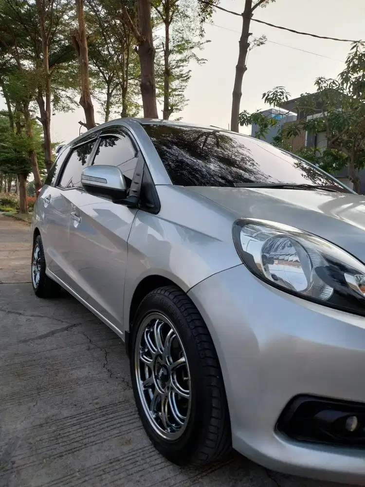 Mobilio 2015 AT Istimewa