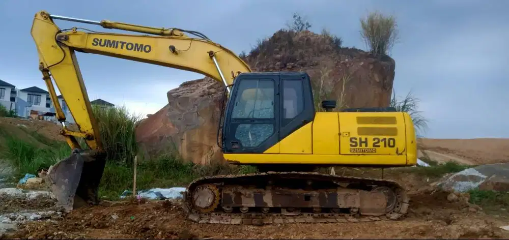 EXCAVATOR SUMITOMO SH210-5