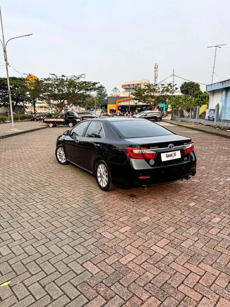 Toyota Camry 2013 Bensin