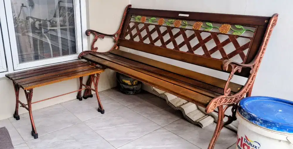 Dipan dan Kursi Teras Taman