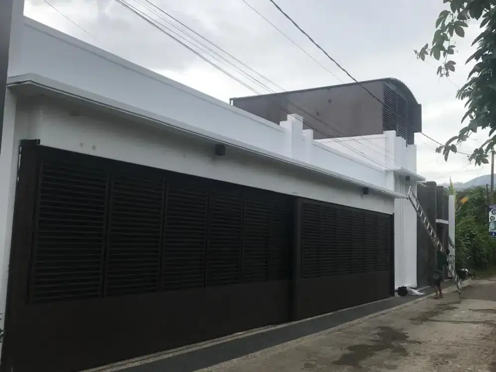 Dijual Rumah Semi Villa Cocok Untuk Usaha di Sindanglaya Arcamanik