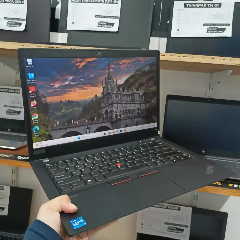 LAPTOP BEKAS LENOVO THINKPAD T14 Gen2 INTEL CORE I5-GEN11 RAM 16 GB