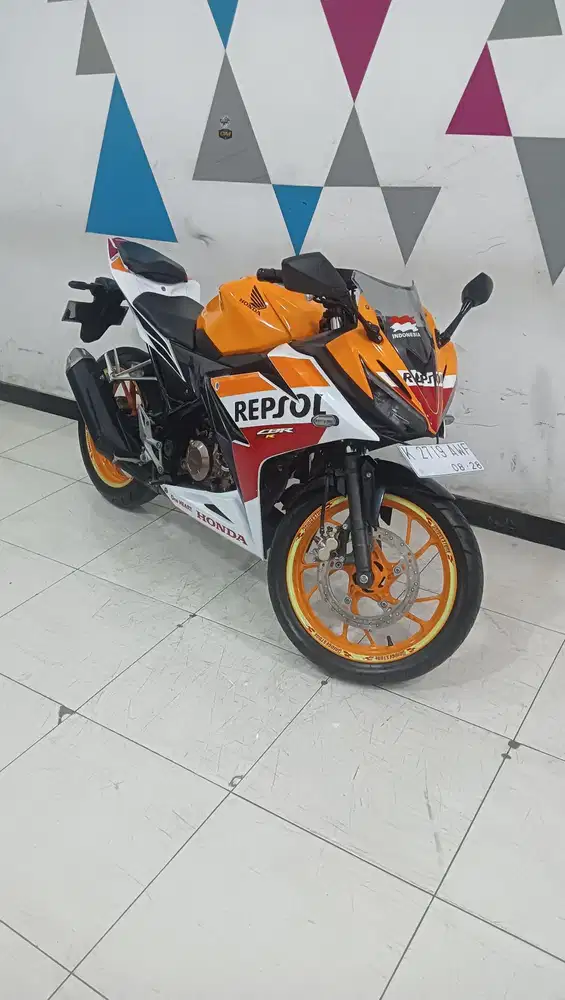 Honda CBR 150R Repsol 2018 Dp.100 rinu