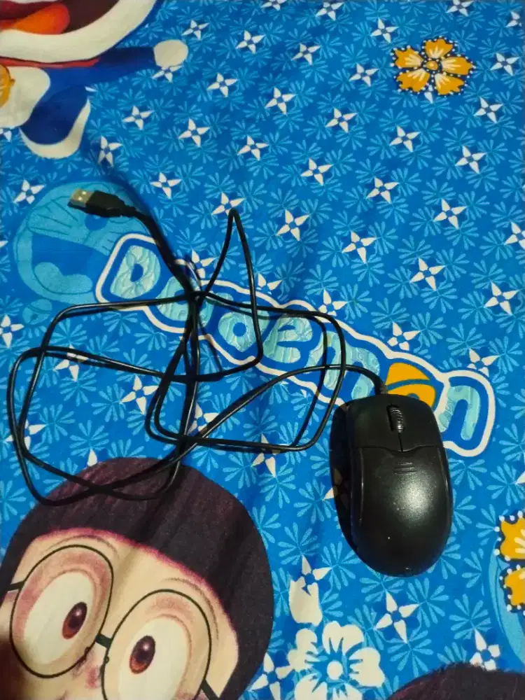 Mouse Laptop Hitam