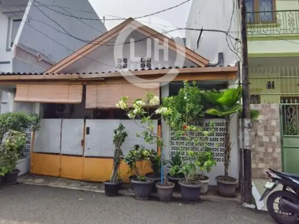 Rumah minimalis siap huni, tomang