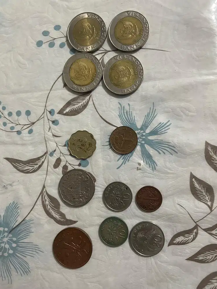 Uang koin kuno kondisi baik