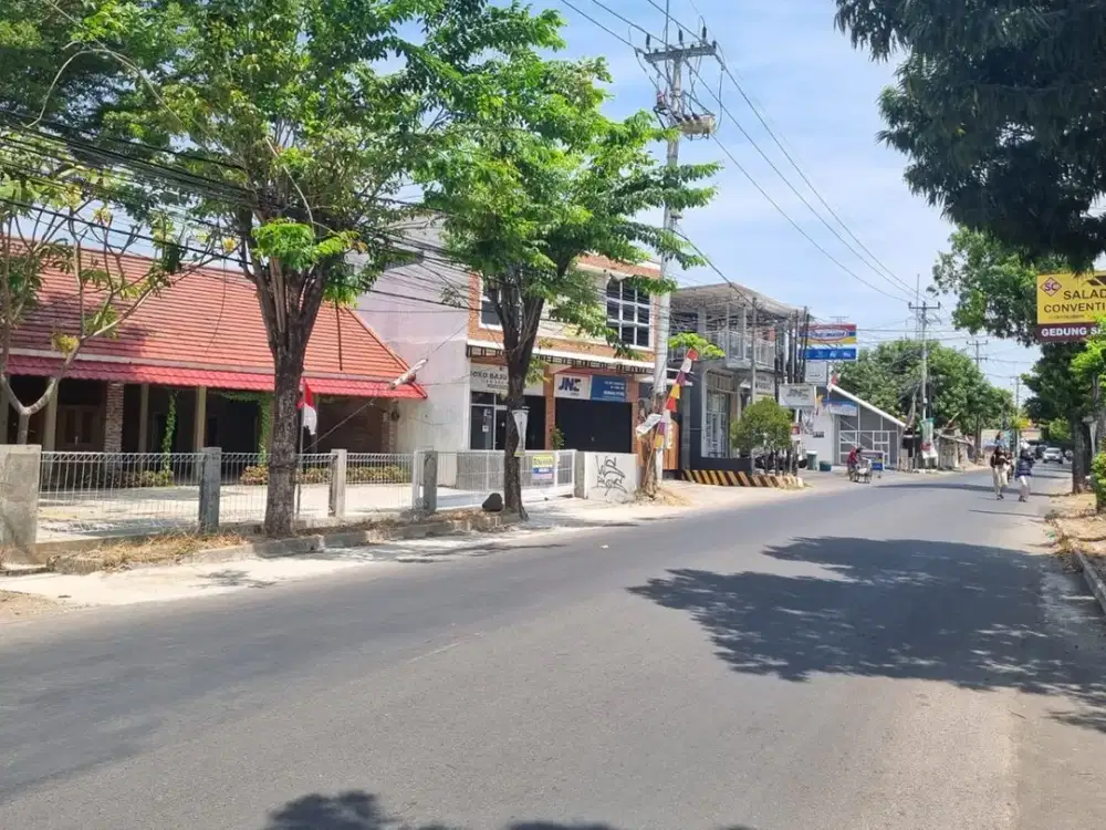 DIJUAL/SEWA  Tempat Usaha Yang Asri di Jl. Saladara/Perjuangan (area banyak kampus) - Cirebon