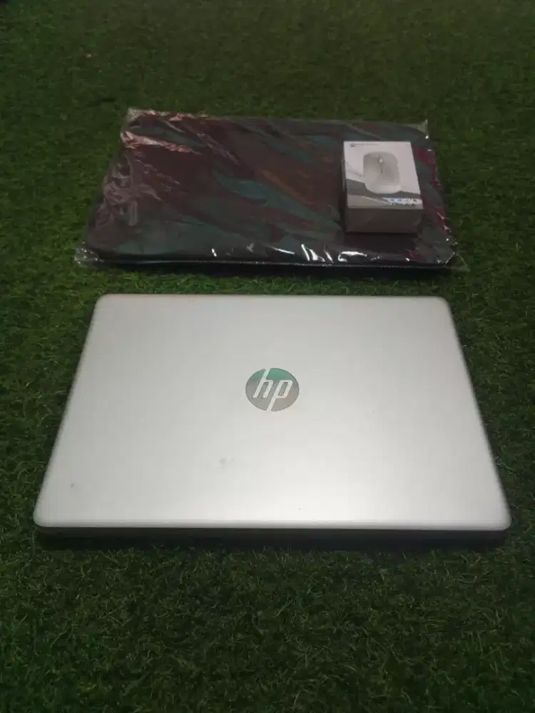 HP slim core i5 Gen8 Double VGA