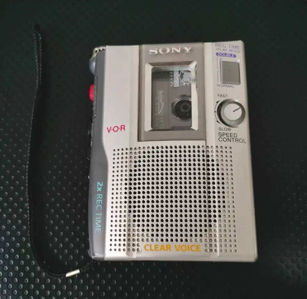 WALKMAN SONY TCM-200DV Cassette Recorder