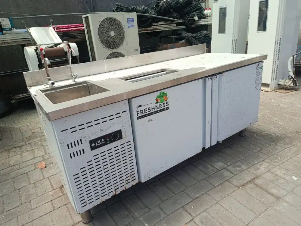 Dijual mesin pendingin conter chiller kondisi bagus