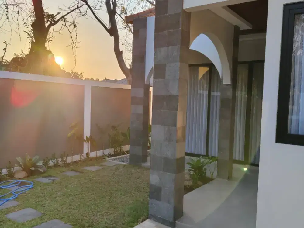 Villa Menawan di Lovina dengan View Perbukitan yang Mempesona