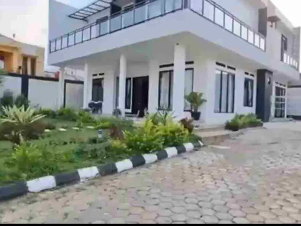 Villa Luas 821m 6KT di Pacet Cianjur
