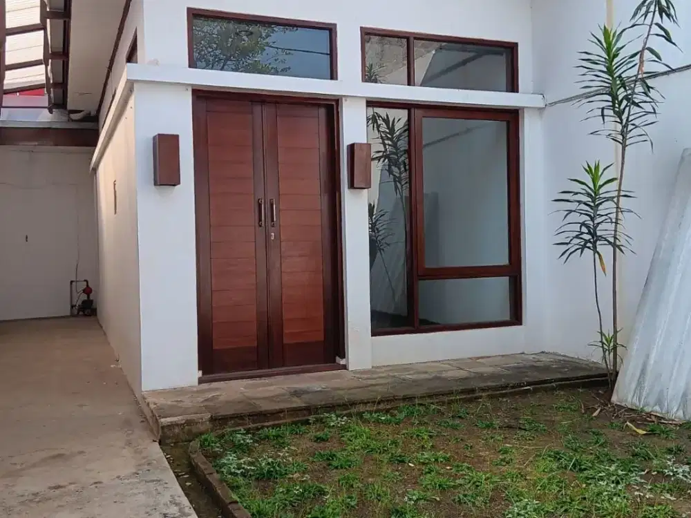 Disewakan rumah komplek sukaluyu, cikutra, Bandung.