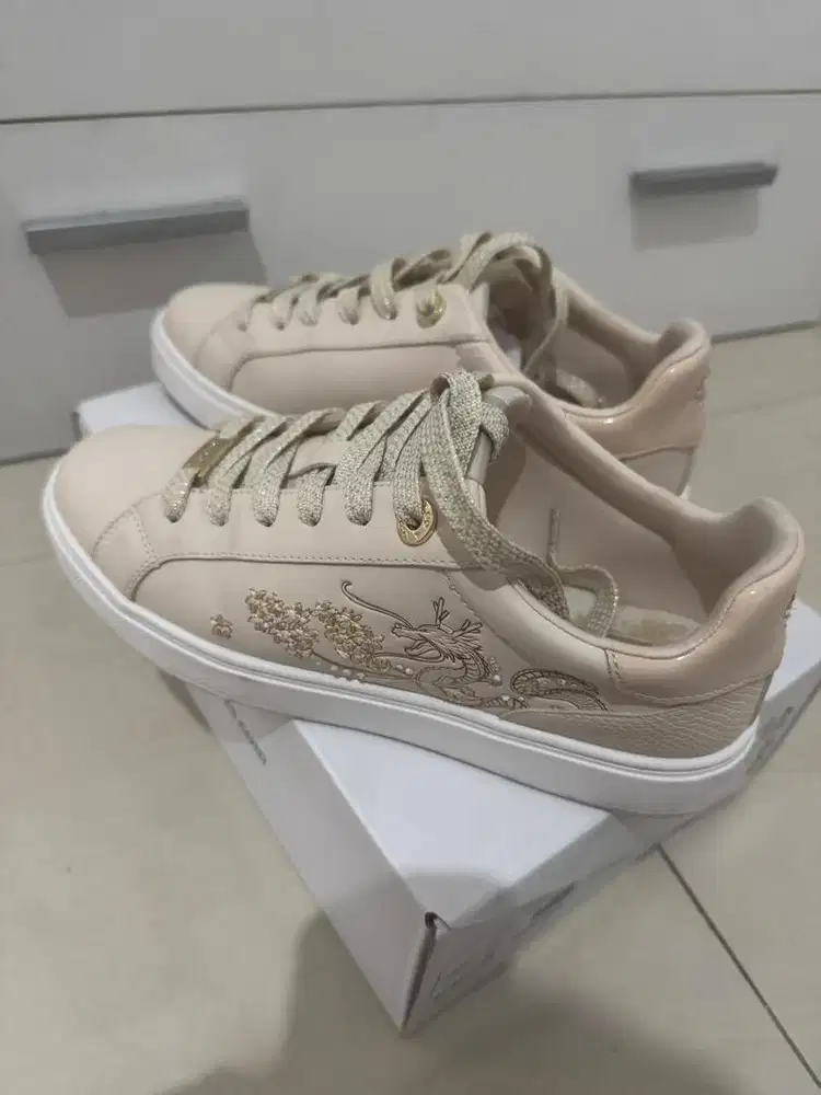 Sepatu ALDO wanita uk. 38