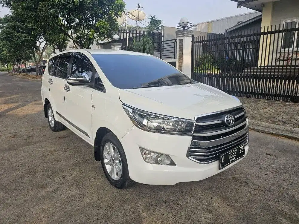 Innova G 2.0 At 2016
