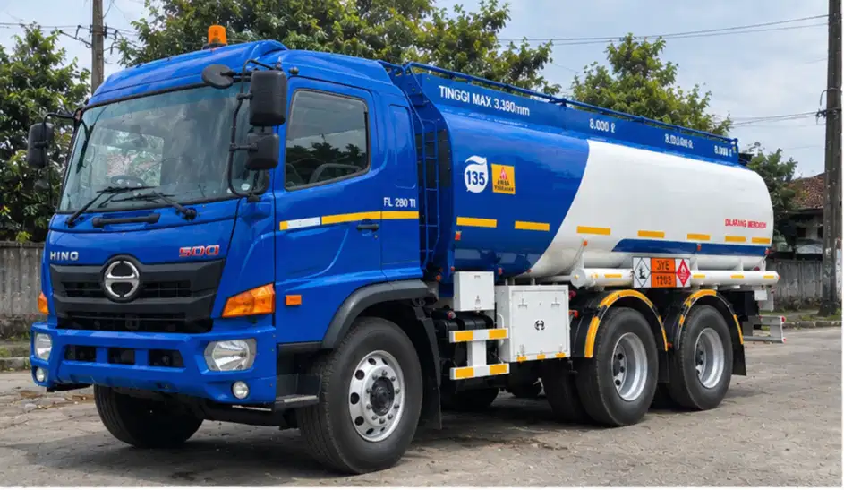 HINO FL8JN1A 2021