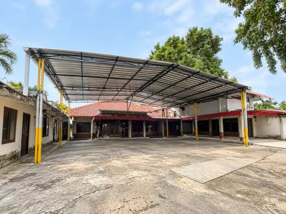 Dijual Cepat Ruang Usaha Harga Termurah di Lebak Bulus Lokasi Jalan Raya