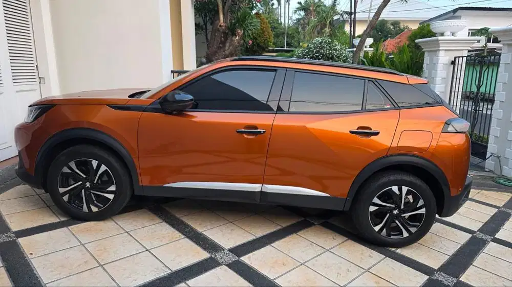 2022 Peugeot 2008 1.2 AT Orange