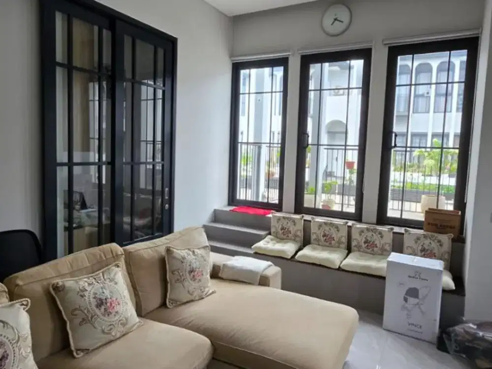 DIJUAL RUMAH 3 LANTAI CLUSTER AETHER GREENWICH BSD CITY - HOOK