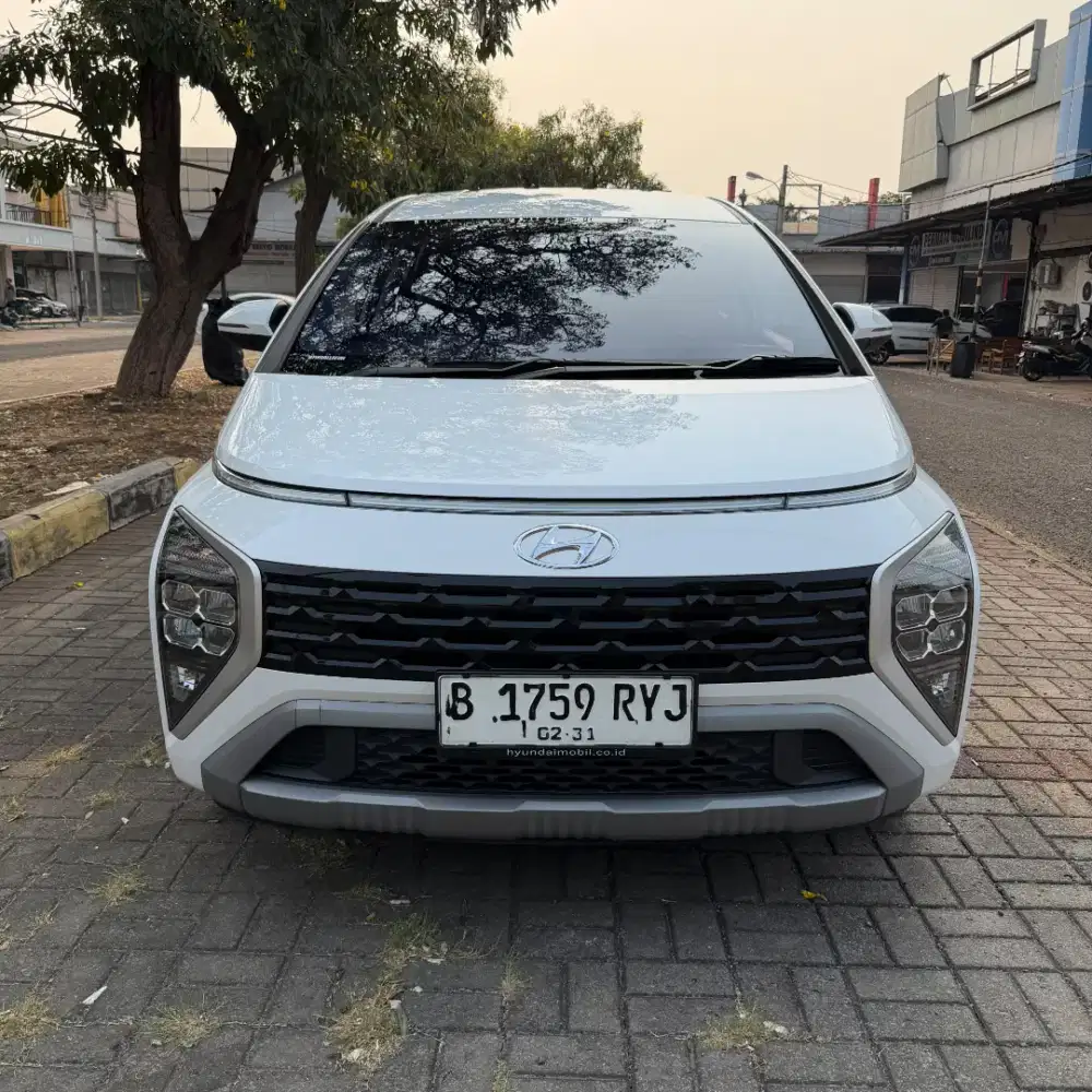 Hyundai stargazer essential IVT 2025