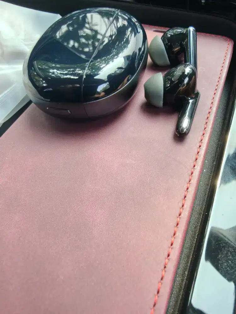 oppo enco X like new