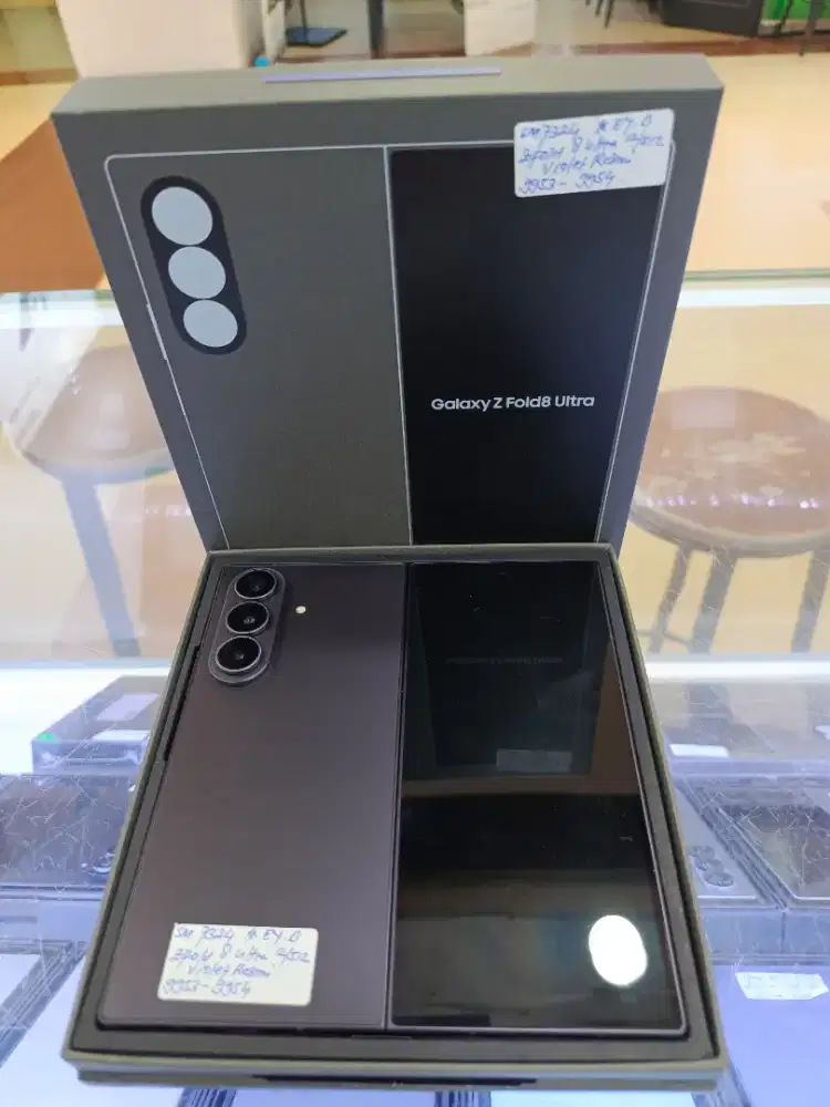 Samsung Galaxy Z Fold 8 Ultra 12/512gb second Like New warna Lavender