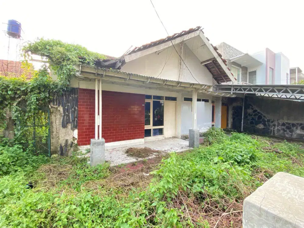 Barang Langka, Rumah Lama Hitung Tanah di Lokasi Favorit Turangga Bandung