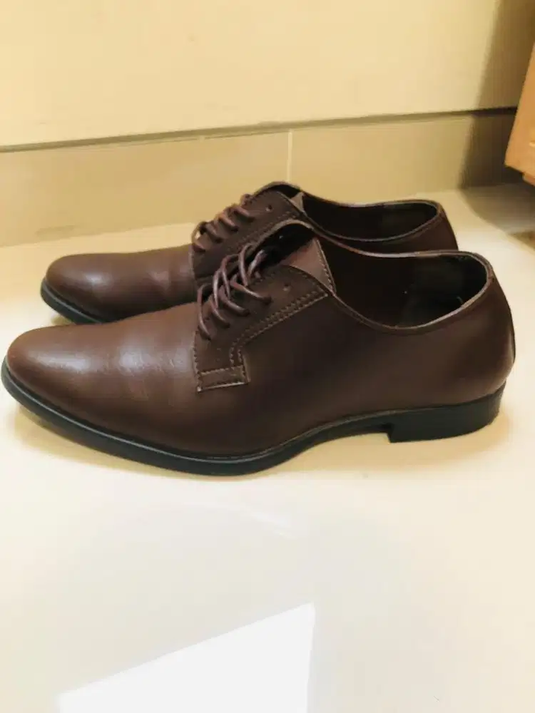 SEPATU PANTOPEL COKELAT