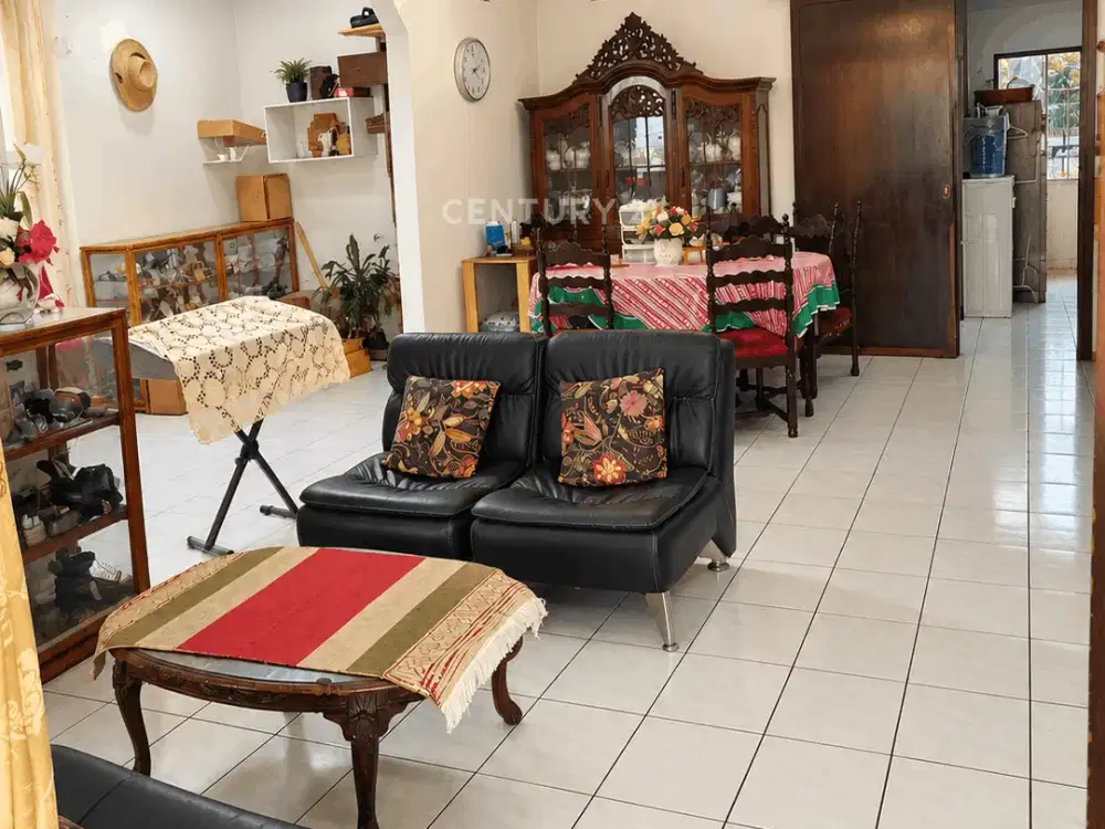 Rumah Dijual Dekat Gandaria City Cocok Untuk Kost