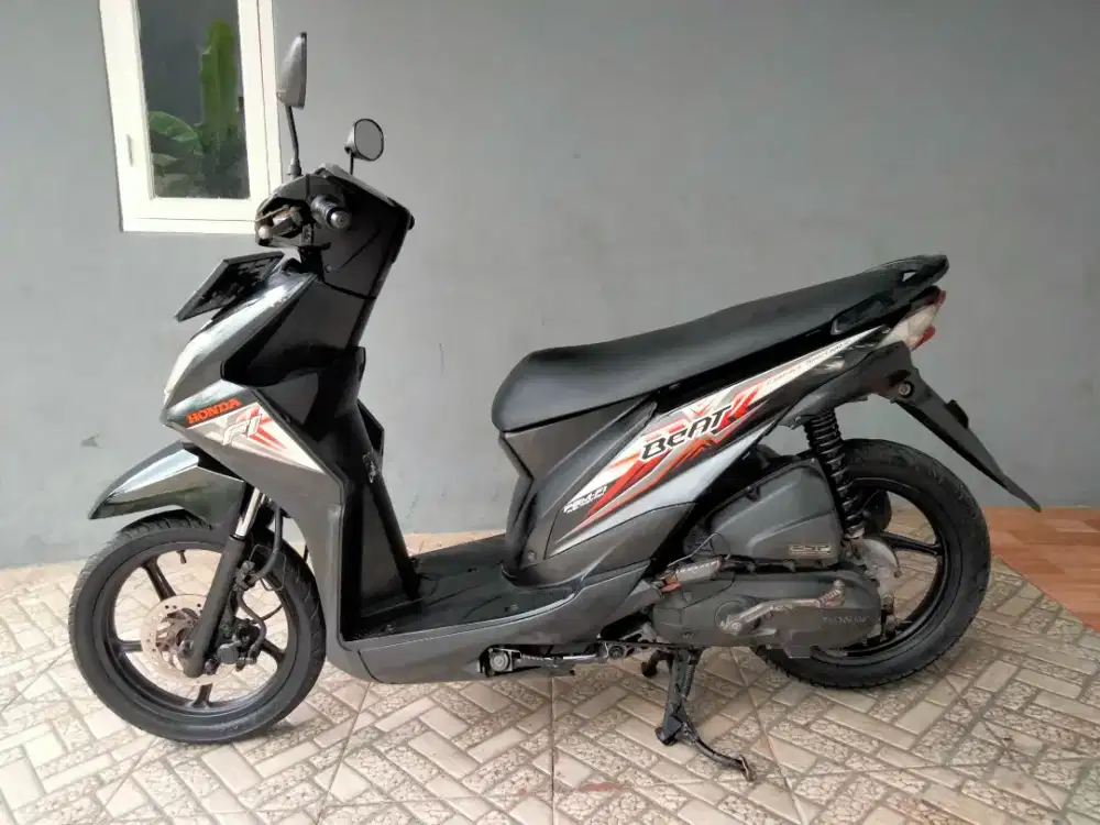 Honda Beat esp tahun 2015 siap pakai