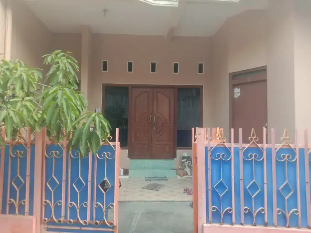Dijual Rumah Strategis Dekat Masjid Agung