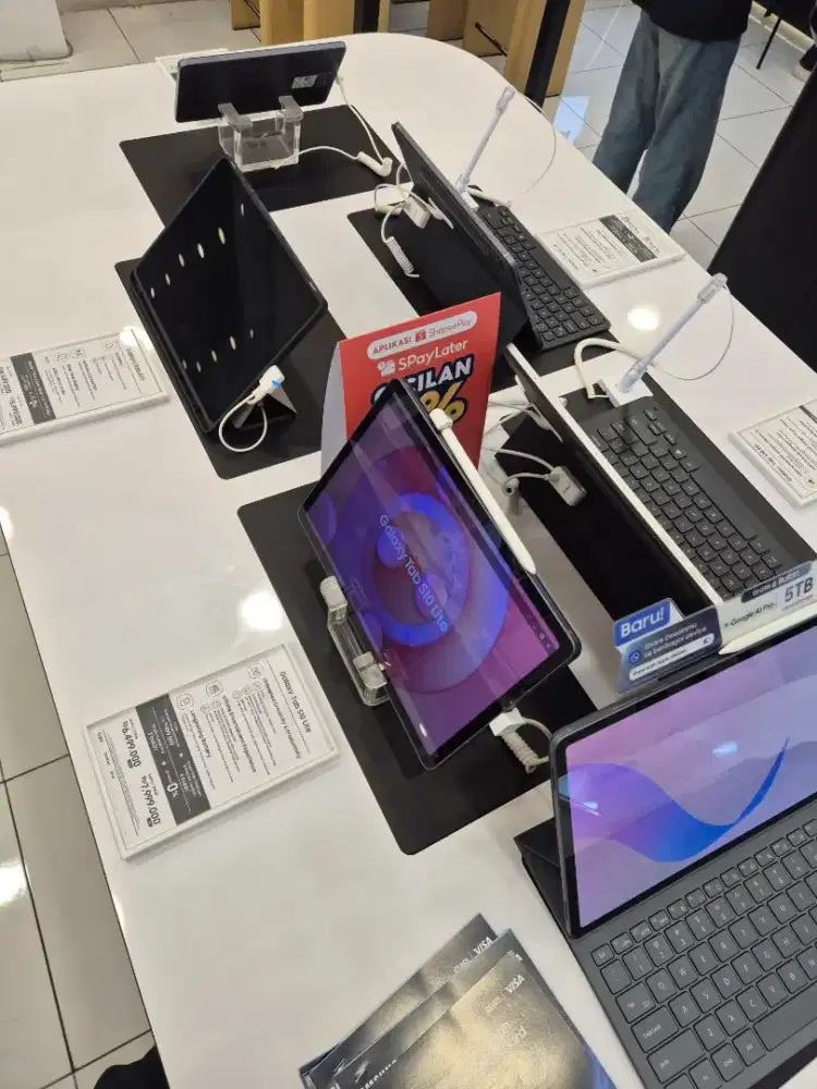 hallo kak jadi pembelanjaan samsungnya?