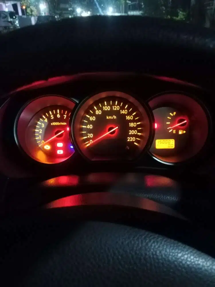 Nissan Grand livina 2012 Bensin