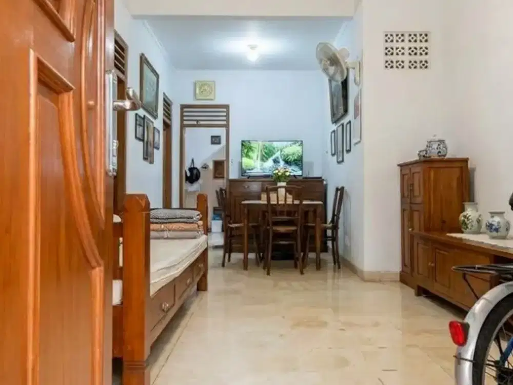 Dijual Rumah Jakarta Selatan Sebrang Kota Kasablanca