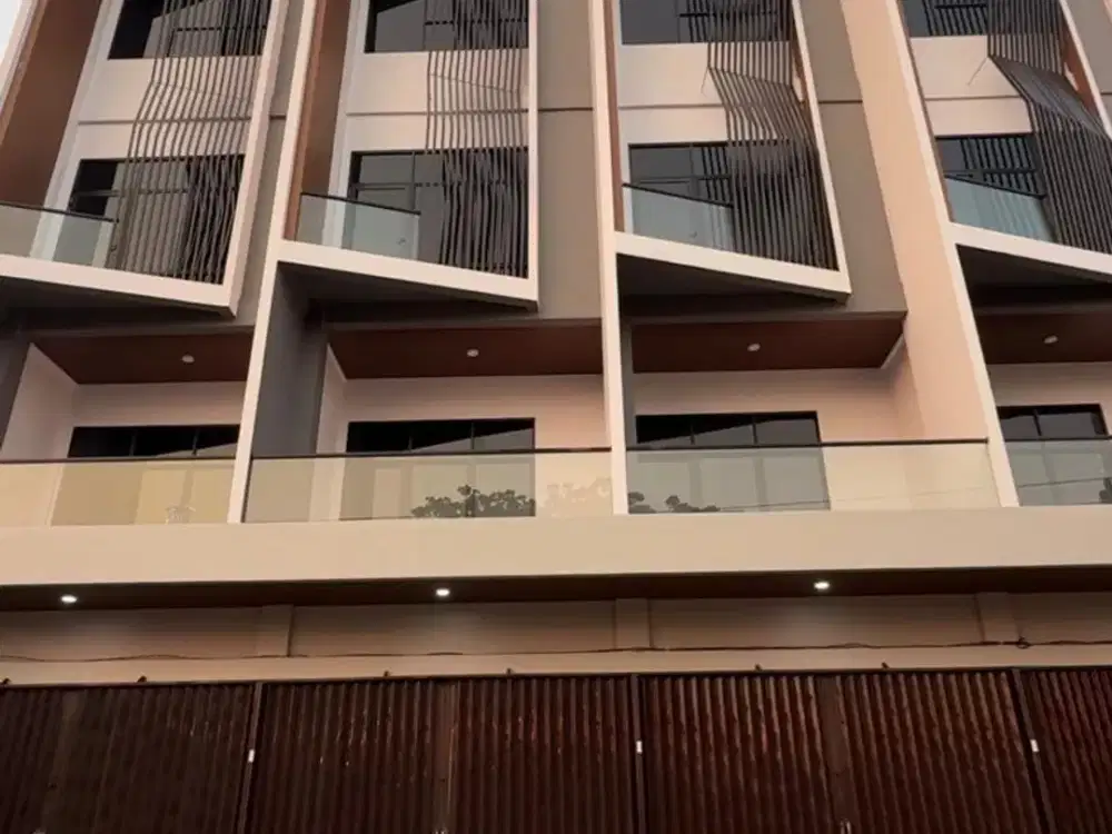 Peluang Emas Bisnis Anda! Ruko Megah Siap Pakai di Lokasi Strategis Pontianak | Cocok untuk Kantor & Showroom