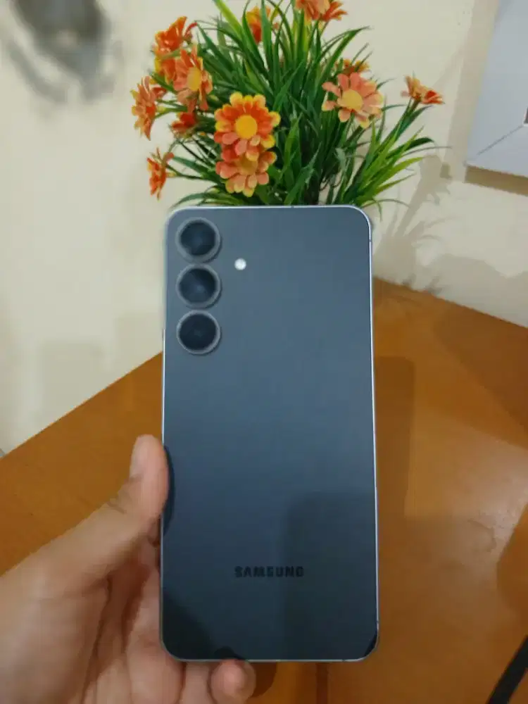 Sale Samsung S25 FE seperti Baru