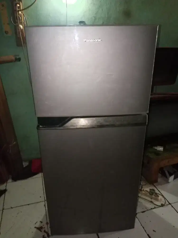 KULKAS 2 PINTU MERK PANASONIC