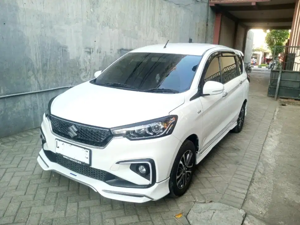 Ertiga Sport Hybrid 2022 Matic Bisa Kredit